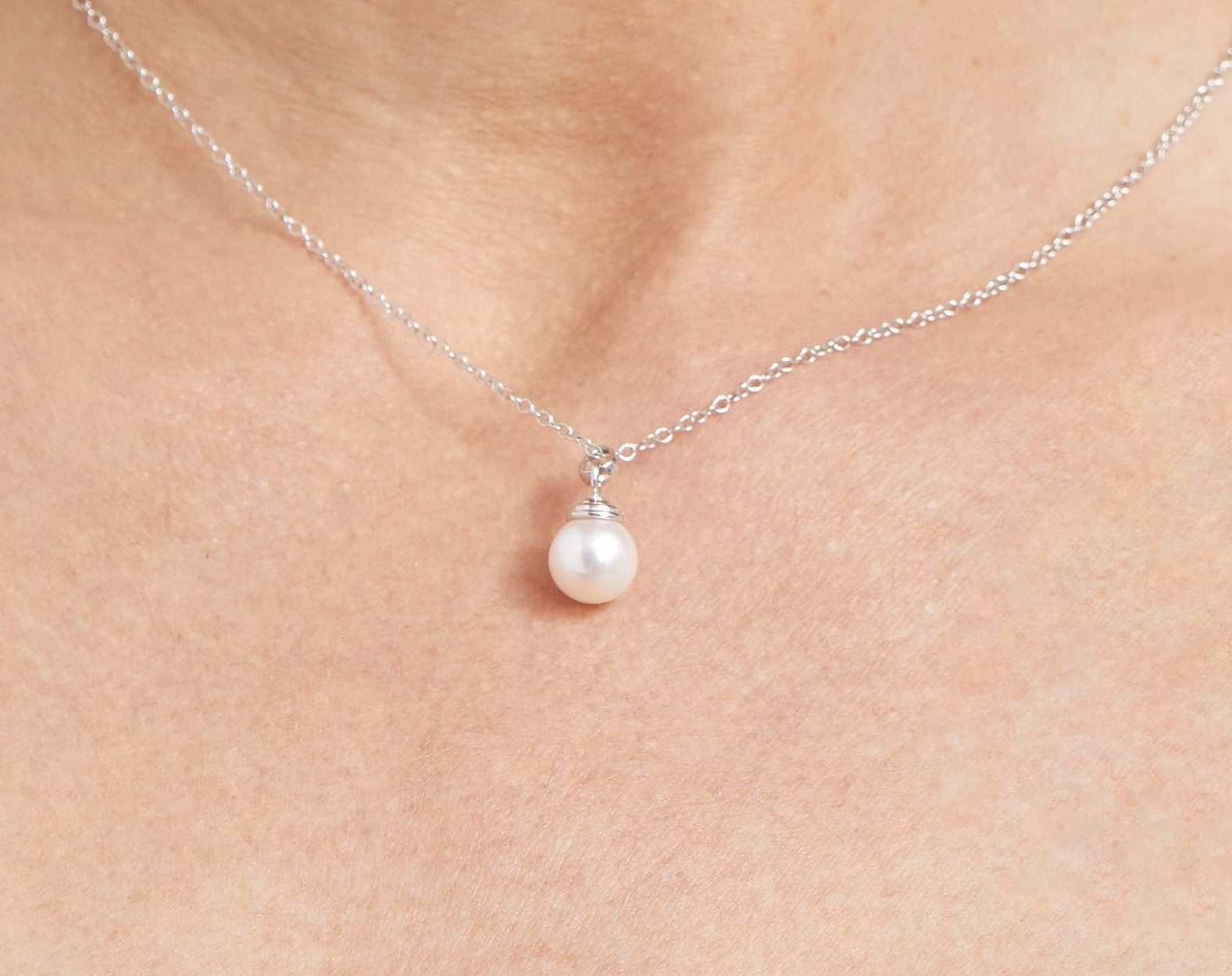 Akoya pearl sales pendant necklace